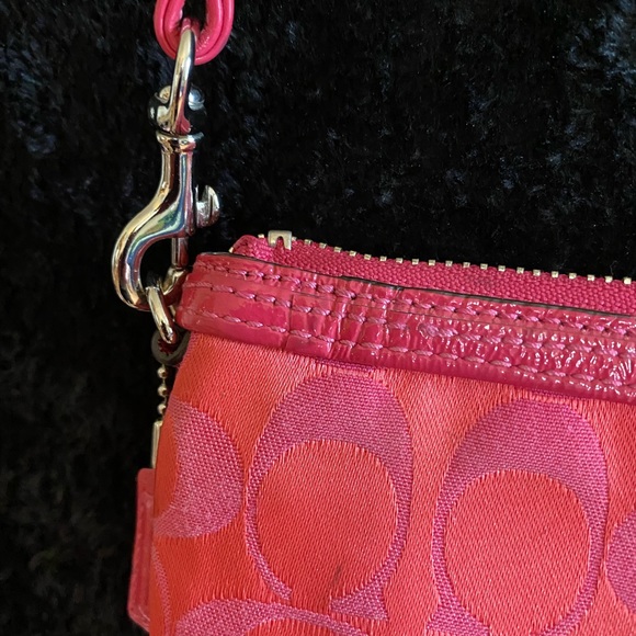 Coach Poppy Signature Crossbody With Matching Wristlet~SPRING SPECIAL - Picture 6 of 11